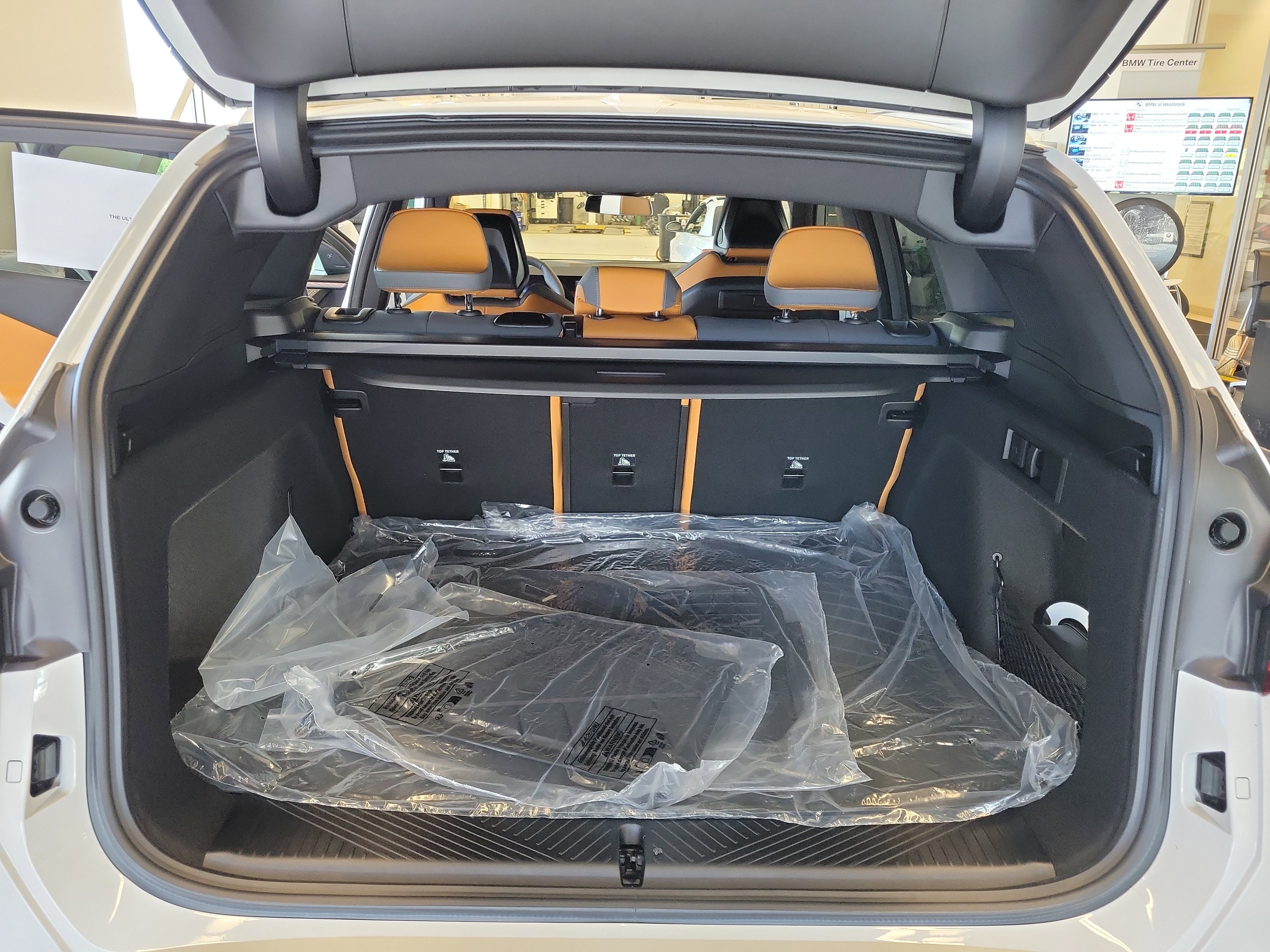 Used 2025 BMW X3 xDrive30i w/ Convenience Package image 17