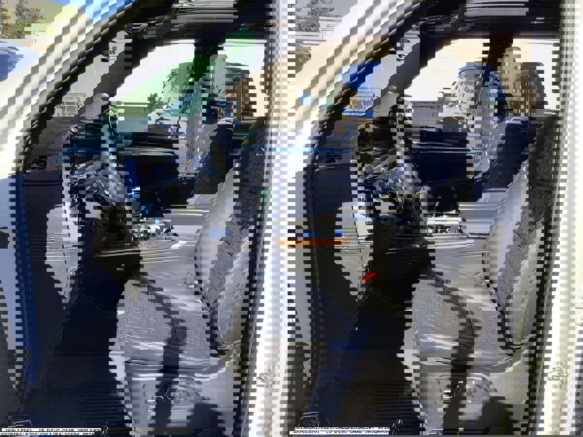 Used 2025 Cadillac Escalade Sport Platinum image 12