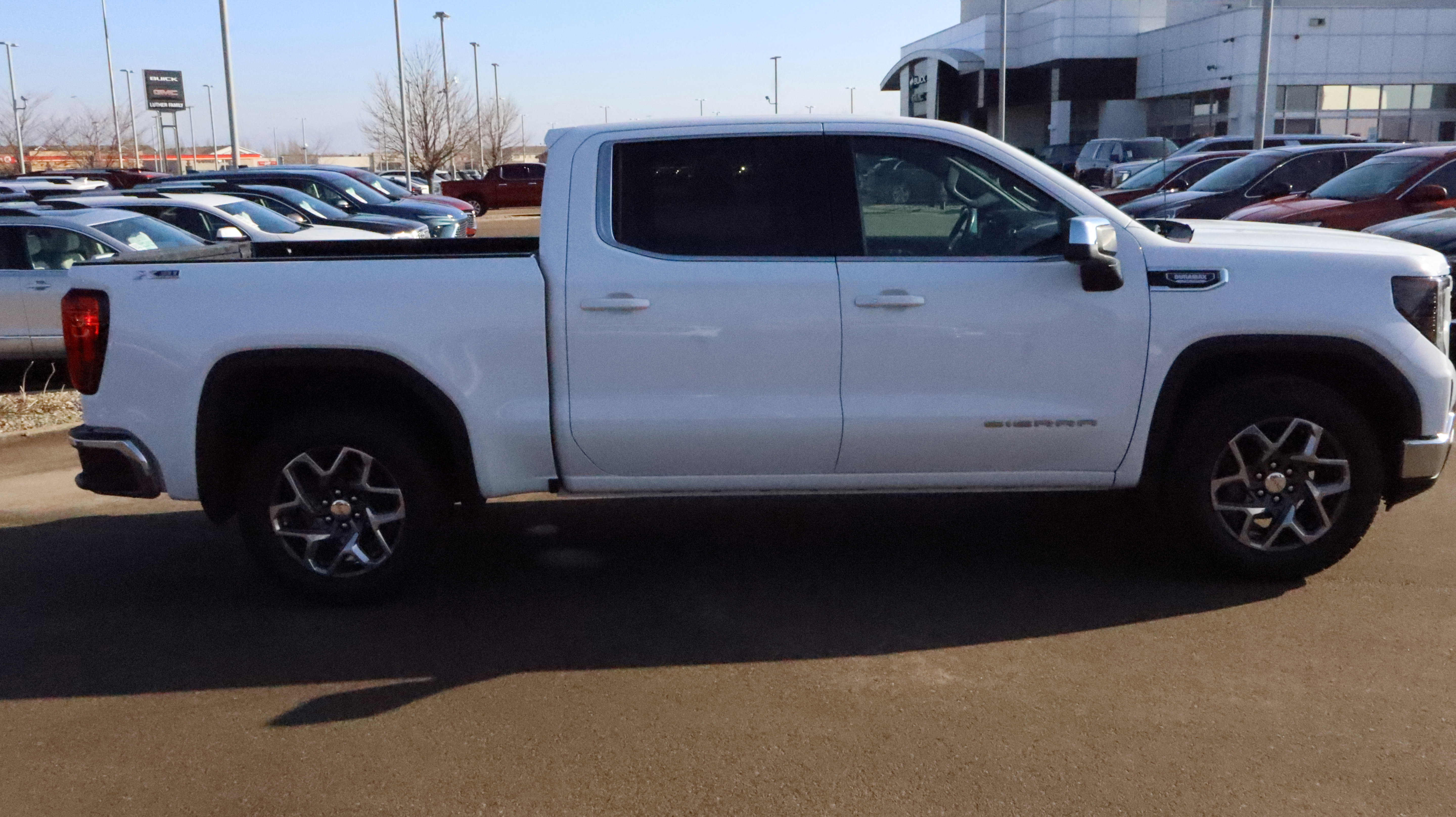 Certified 2023 GMC Sierra 1500 SLE AWD/4WD image 8