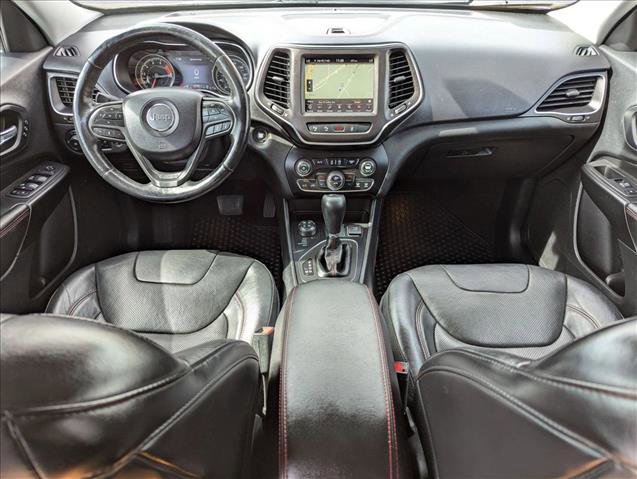 Used 2019 Jeep Cherokee Trailhawk image 18