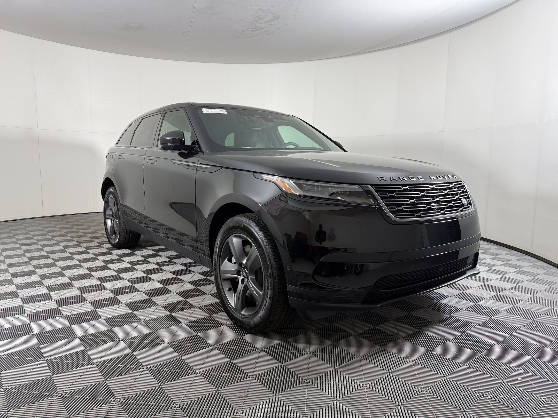 New 2026 Land Rover Range Rover Velar S AWD/4WD image 7