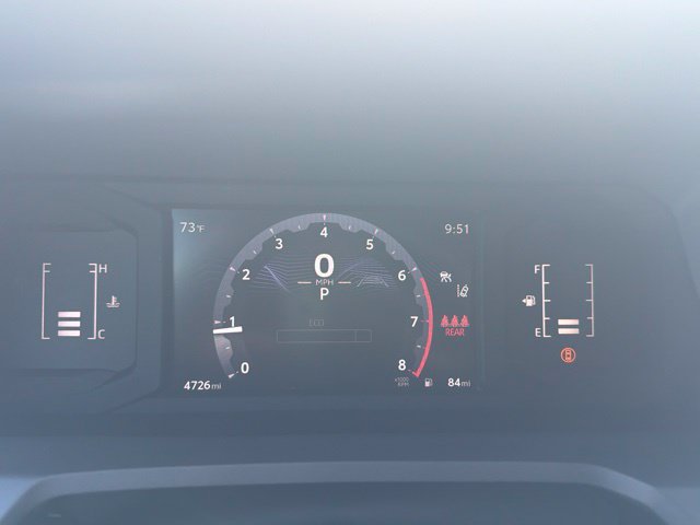 Used 2025 Toyota Tacoma SR5 AWD/4WD image 15