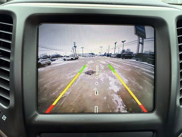 Used 2016 Jeep Cherokee Limited image 19