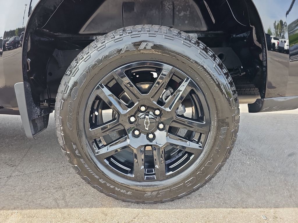 Used 2024 Chevrolet Silverado 1500 RST w/ Z71 Off-Road Package AWD/4WD image 35