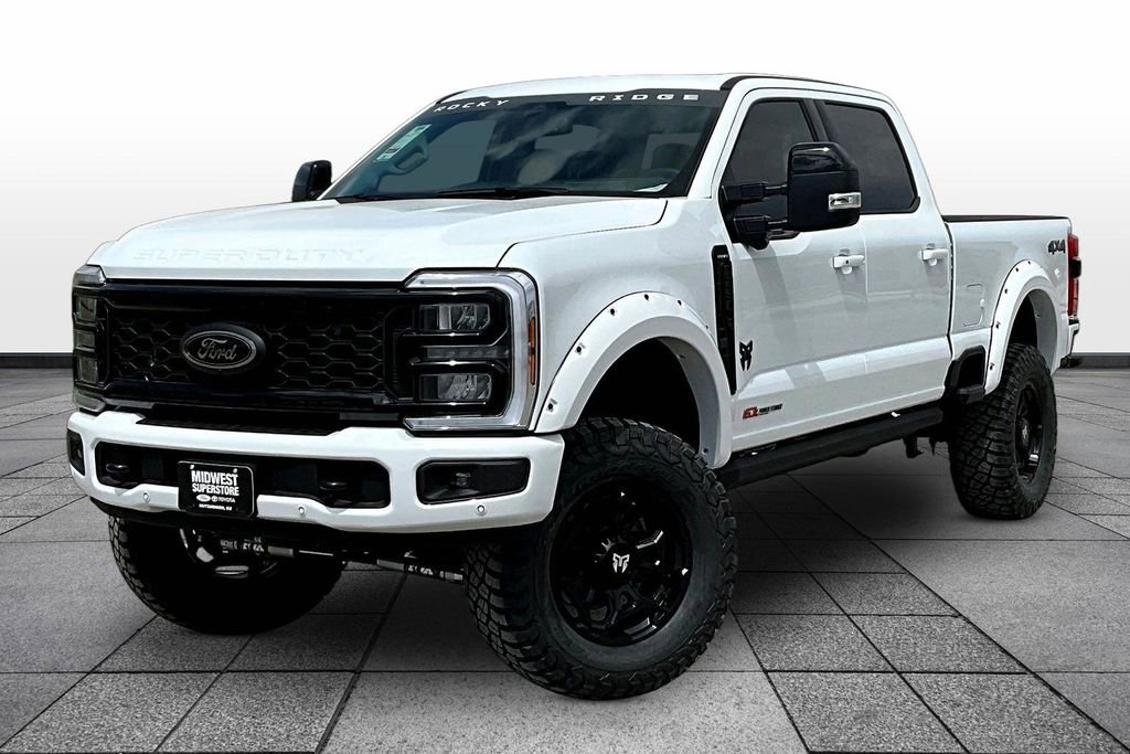 New 2026 Ford F250 Lariat w/ Black Appearance Package image 1