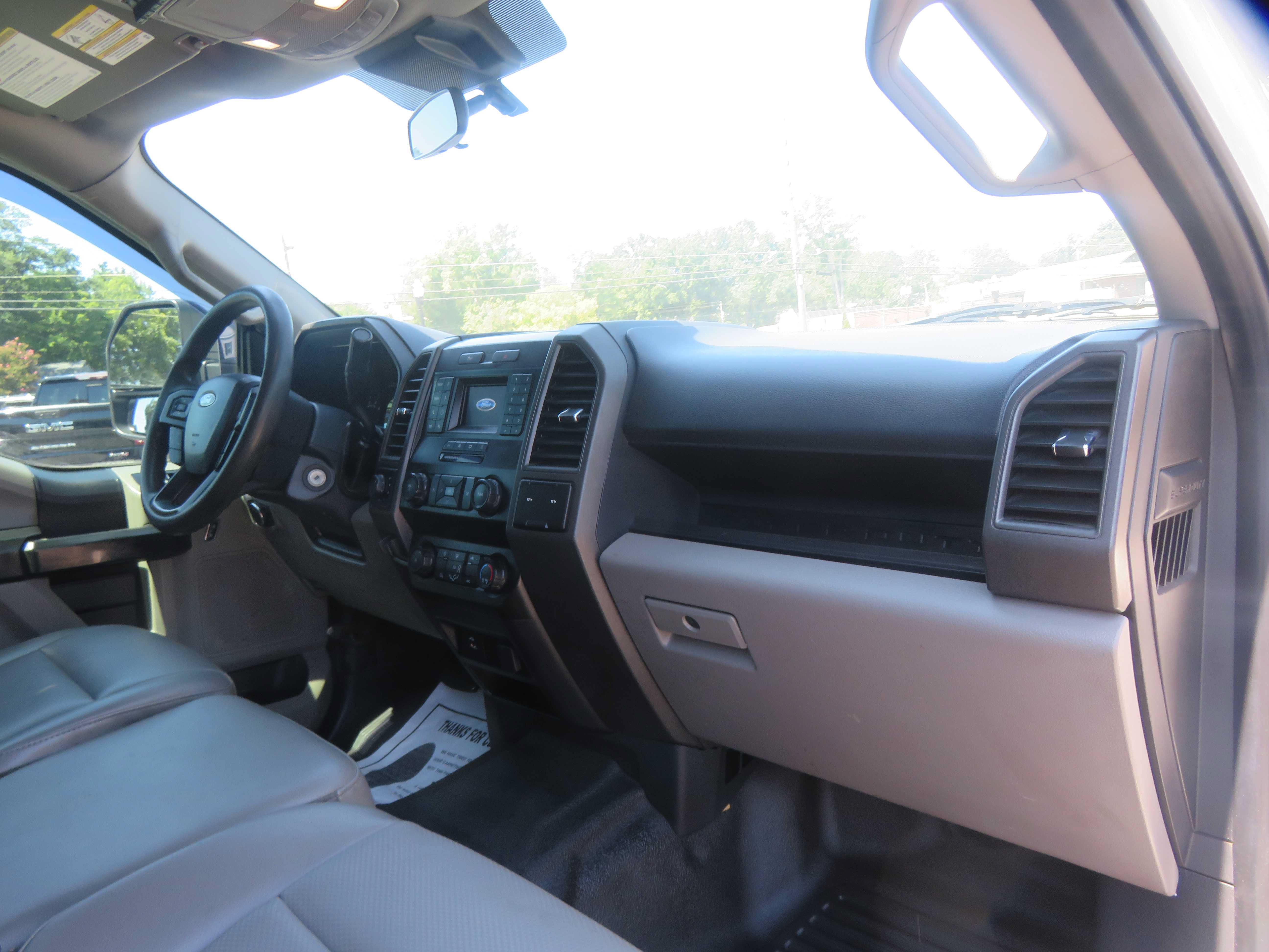 Used 2022 Ford F250 XL w/ STX Appearance Package AWD/4WD image 24