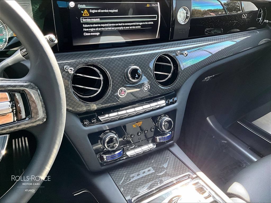 Used 2024 Rolls-Royce Ghost Black Badge w/ Black Badge Ghost Package AWD/4WD image 7