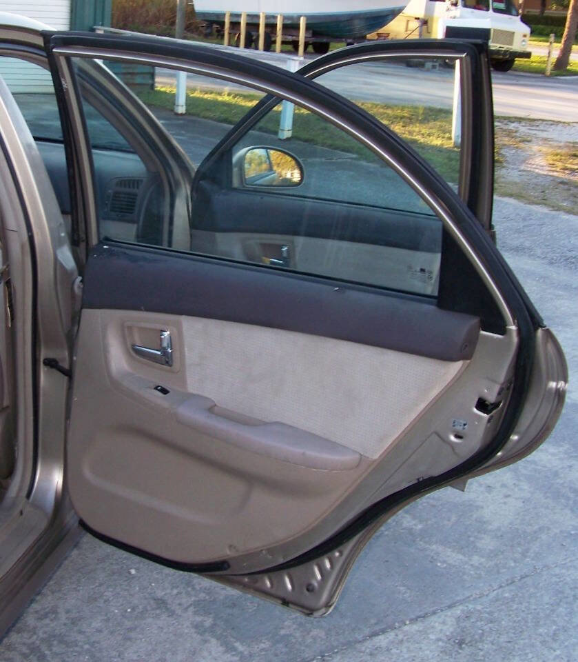 Used 2007 Kia Spectra EX FWD image 15