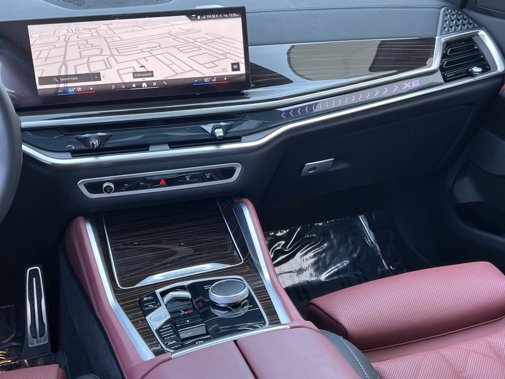 Used 2025 BMW X6 xDrive40i w/ Parking Assistance Package image 25