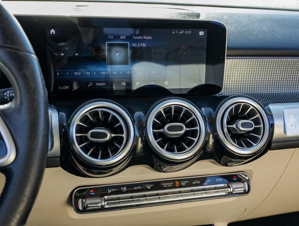 Used 2021 Mercedes-Benz GLB 250 image 28