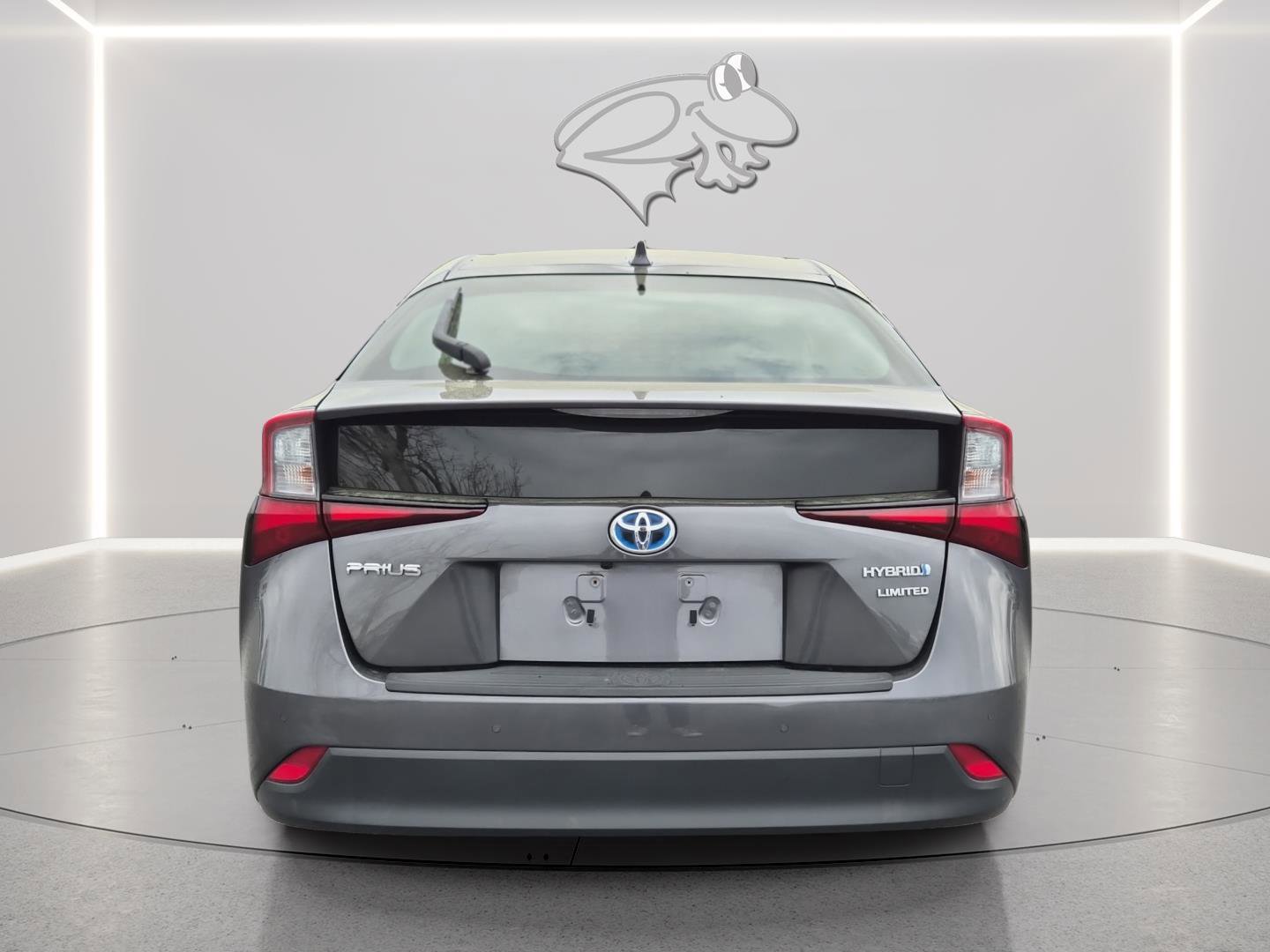Used 2021 Toyota Prius Limited w/ Premium Convenience Package FWD image 5