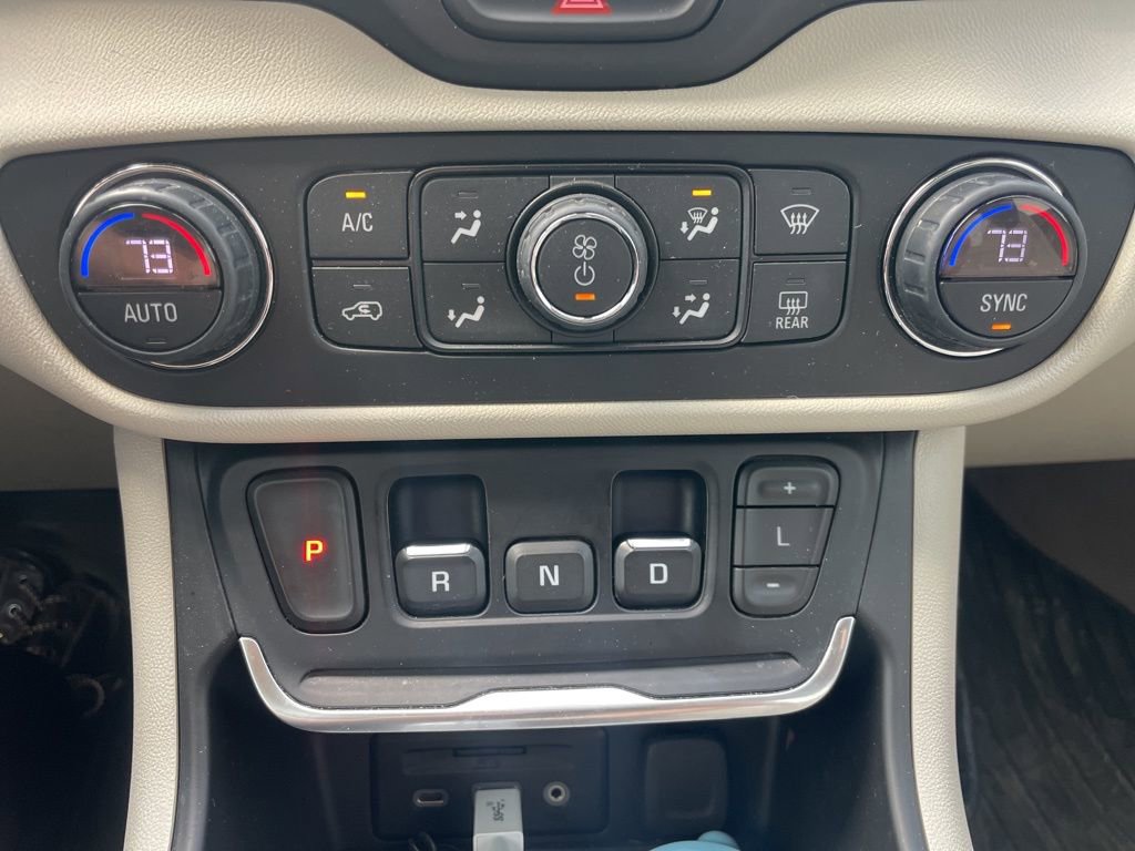 Used 2018 GMC Terrain Denali w/ Advanced Safety Package AWD/4WD image 21