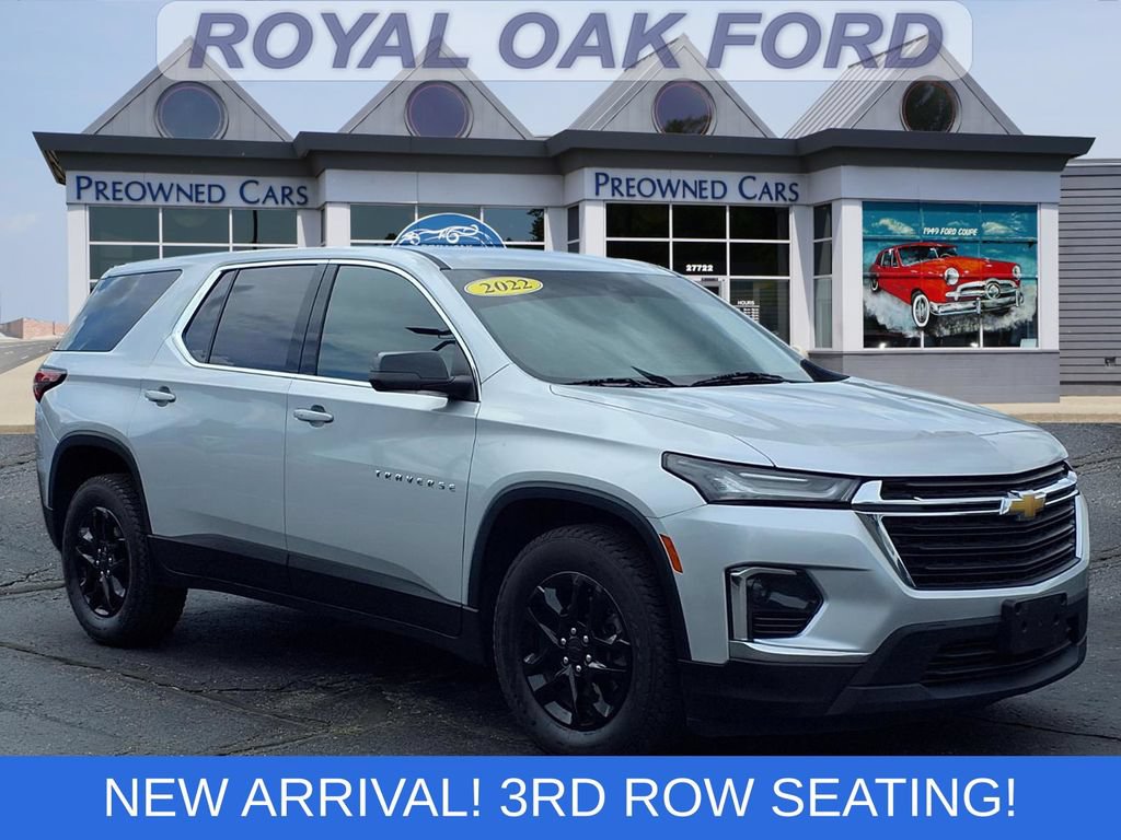 Used 2022 Chevrolet Traverse LS AWD/4WD image 1