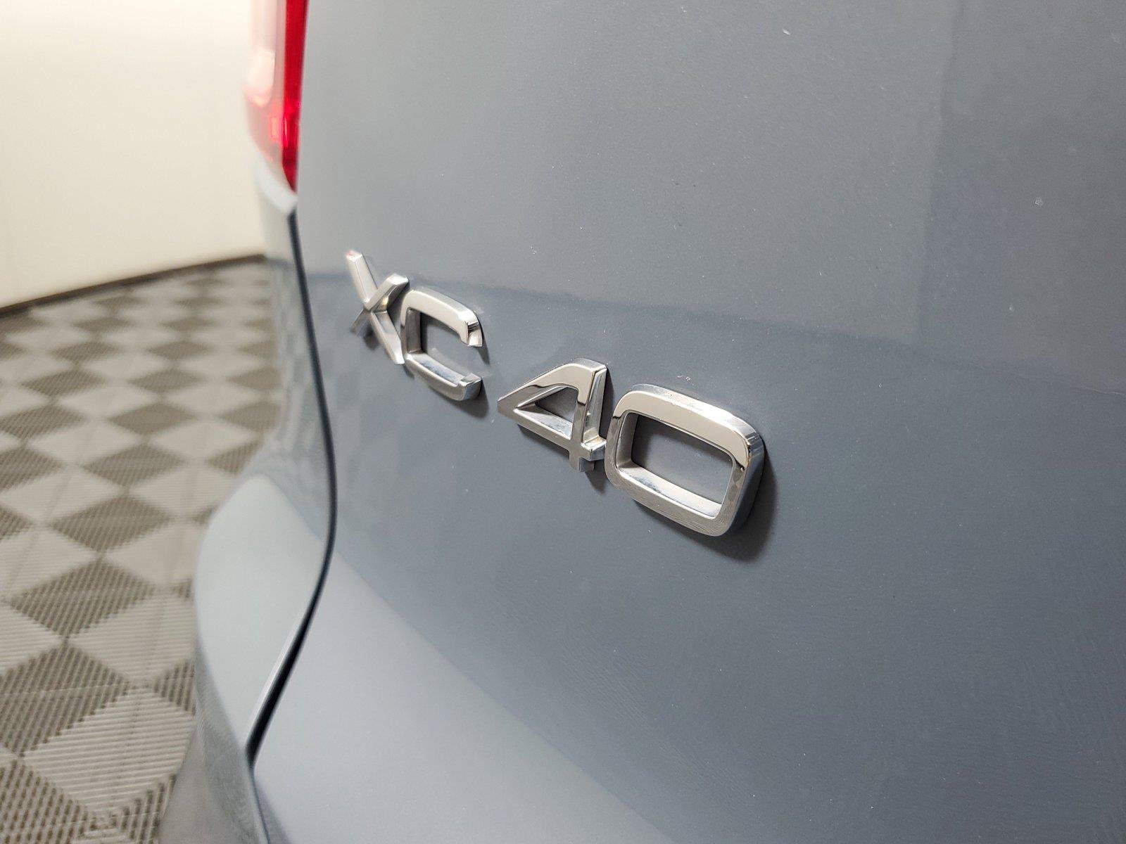 Certified 2023 Volvo XC40 B5 Plus w/ Protection Package Premier AWD/4WD image 8