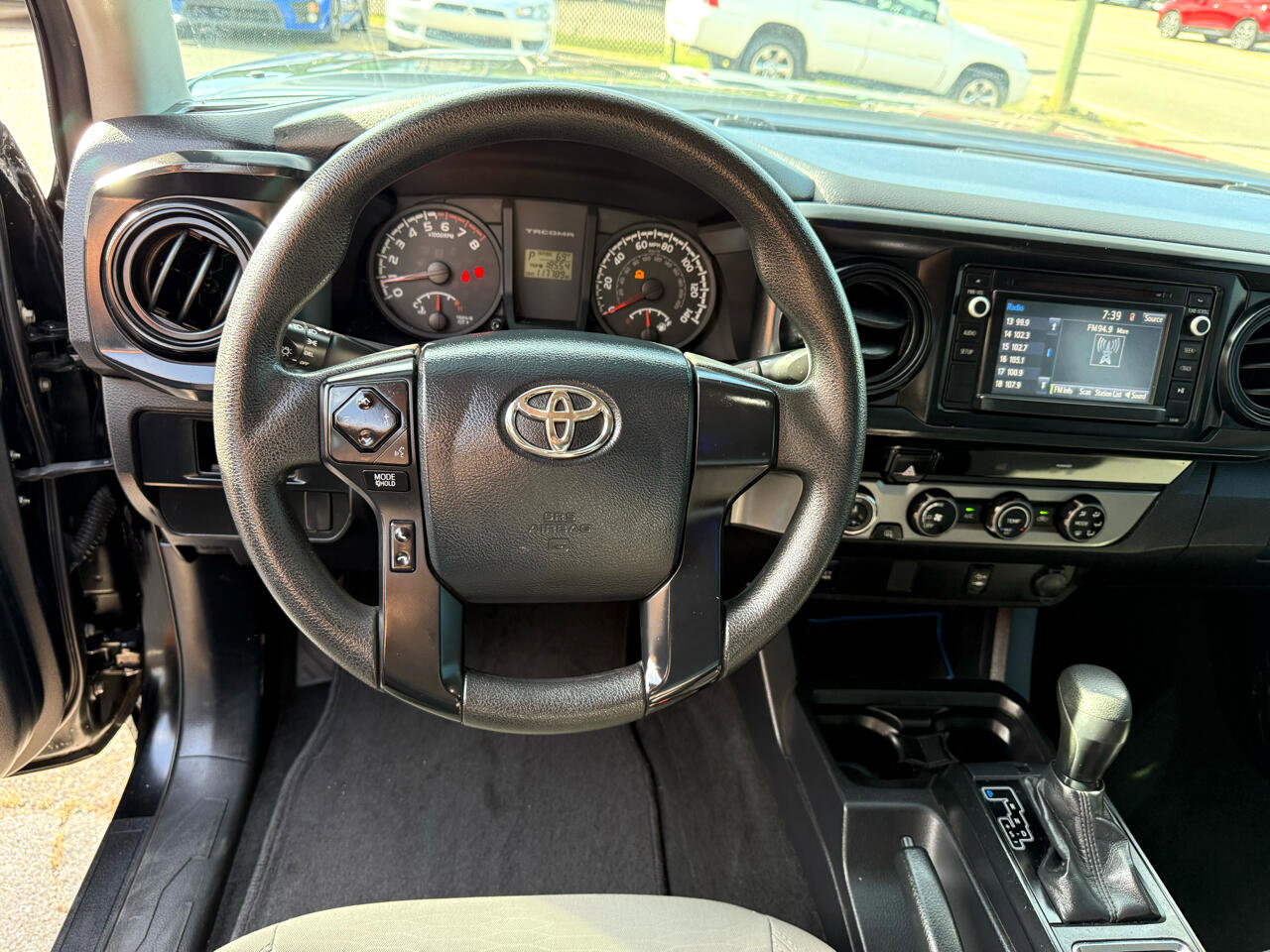 Used 2017 Toyota Tacoma SR image 3