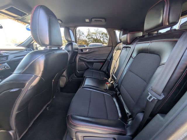 Used 2024 Ford Escape ST-Line w/ Cold Weather Package image 11