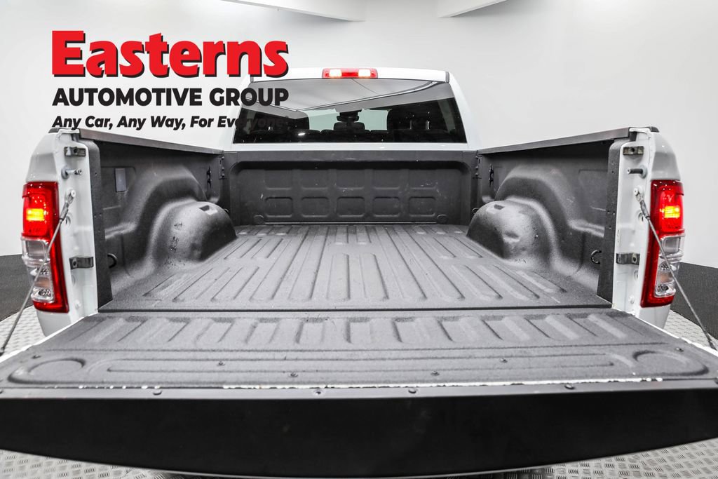 Used 2024 RAM 2500 Big Horn w/ Bed Utility Group image 9