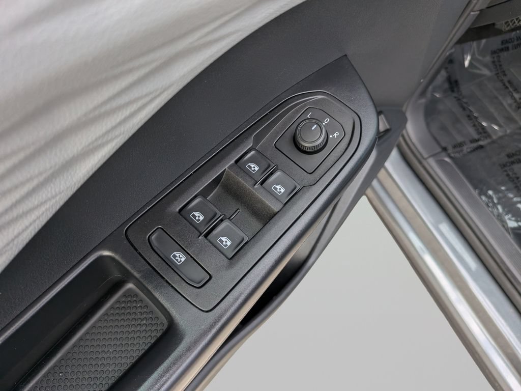 Certified 2023 Volkswagen Taos S FWD image 16