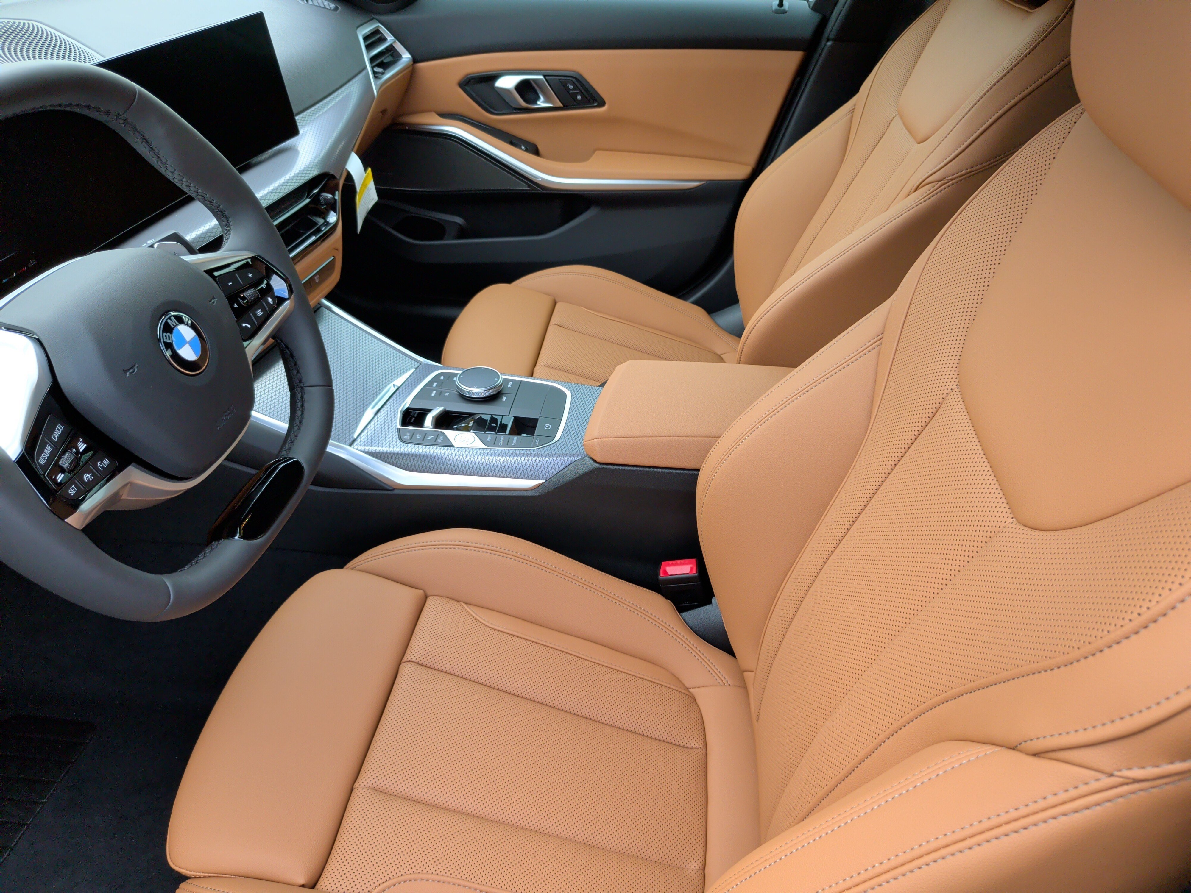 Certified 2026 BMW 330i Sedan w/ Premium Package RWD image 24
