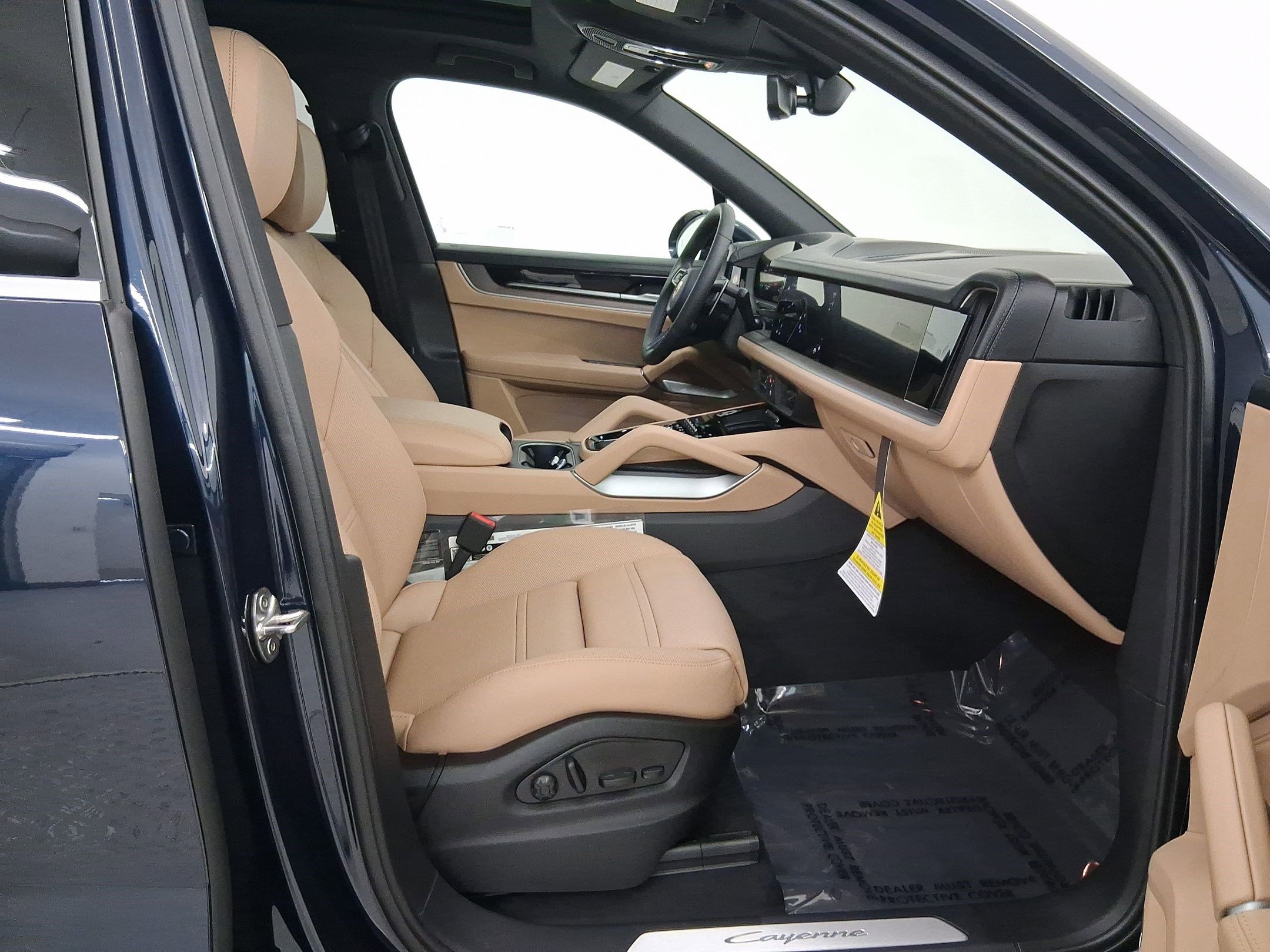 New 2026 Porsche Cayenne AWD/4WD image 23