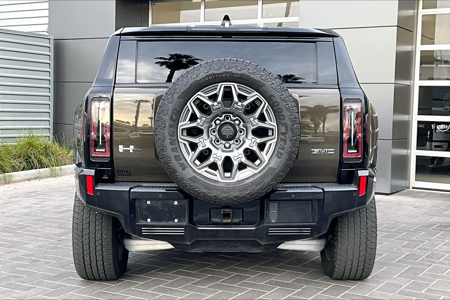 Used 2025 GMC Hummer EV 3X image 4