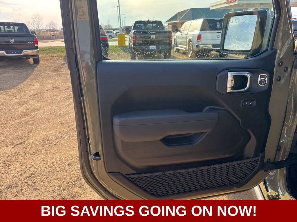 New 2026 Jeep Gladiator Willys image 14