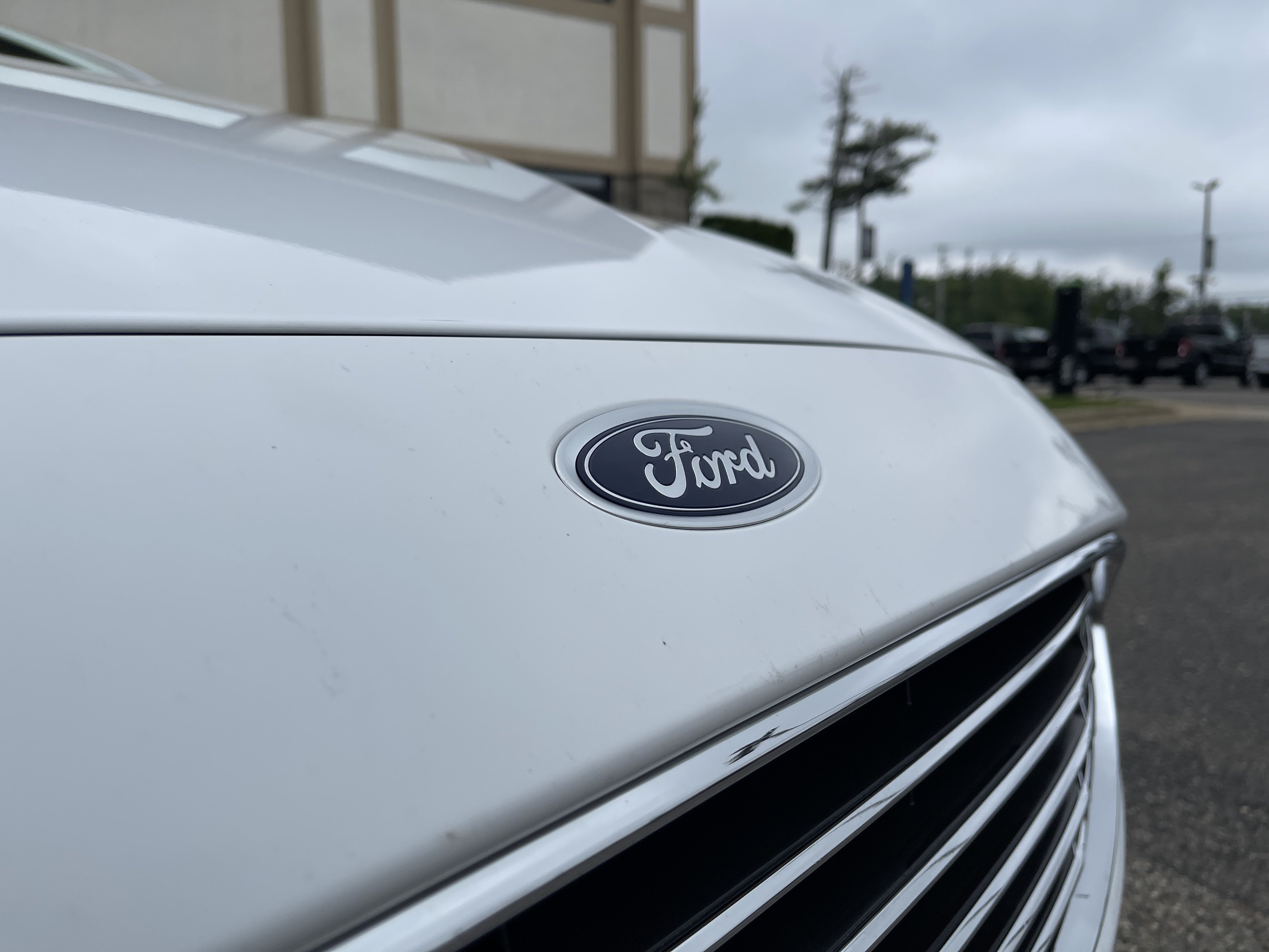 Used 2019 Ford Fusion SE FWD image 23