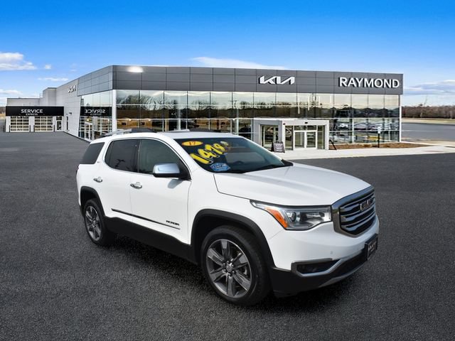 Used 2017 GMC Acadia SLT AWD/4WD image 10