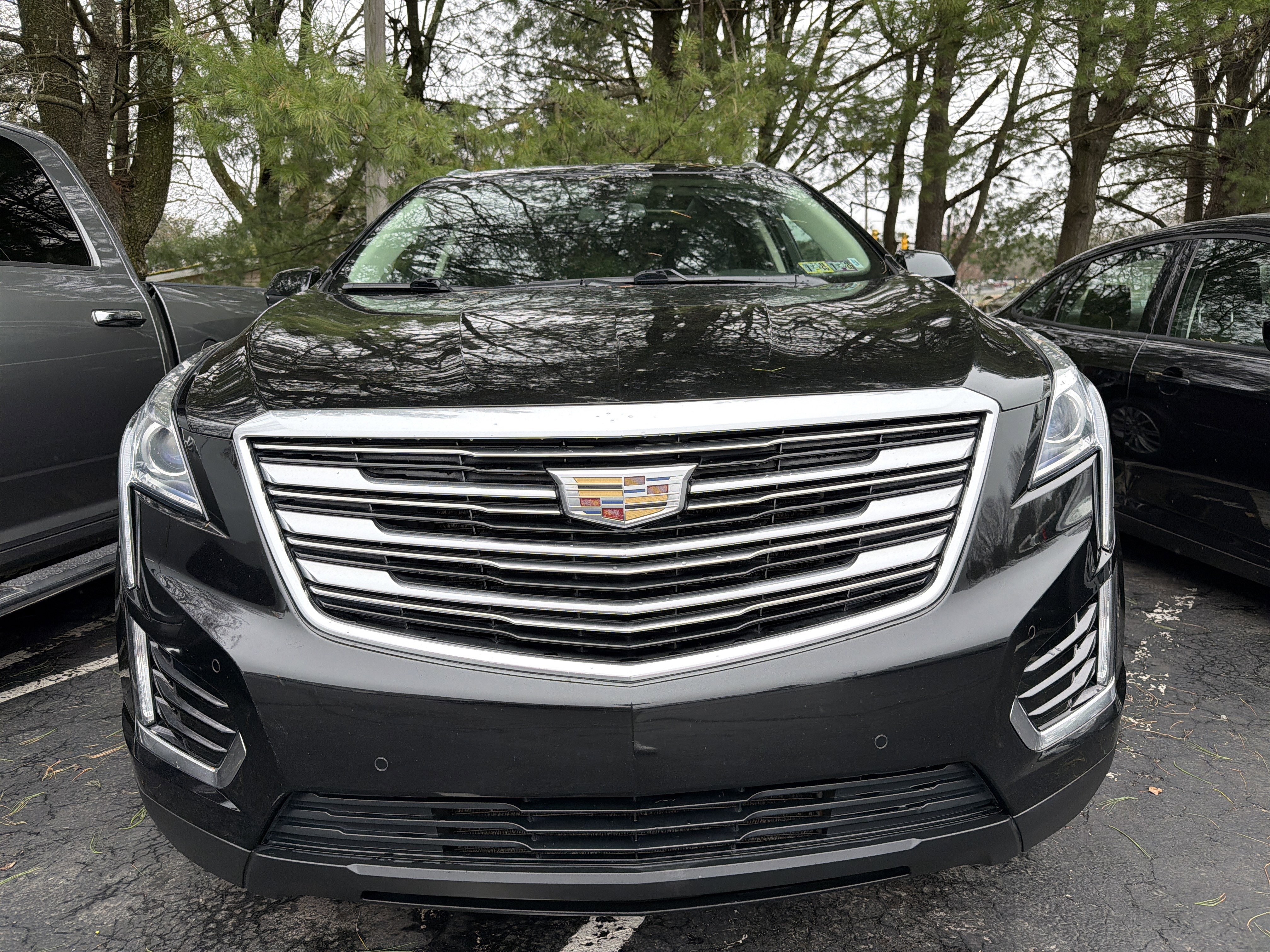 Used 2019 Cadillac XT5 Luxury AWD/4WD image 2