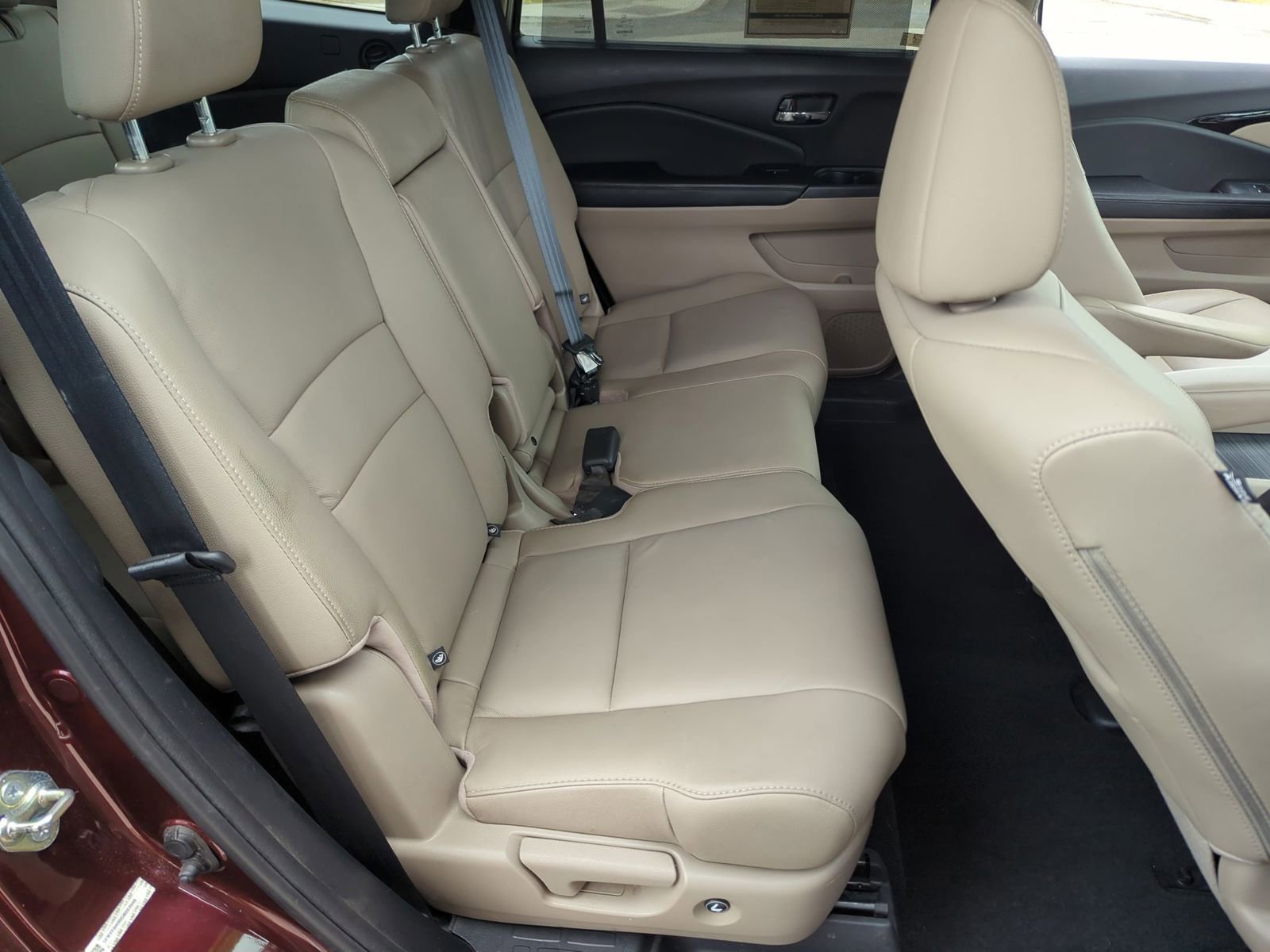 Used 2016 Honda Pilot Touring image 20