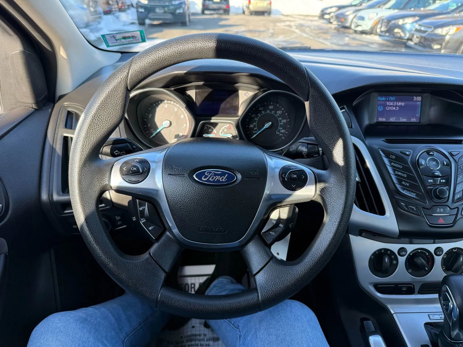 Used 2013 Ford Focus SE w/ SE Winter Pkg image 22