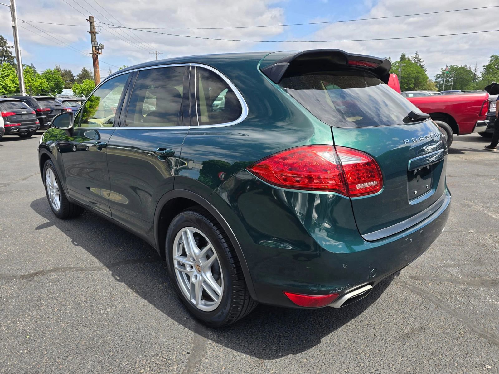 Used 2014 Porsche Cayenne AWD/4WD image 3