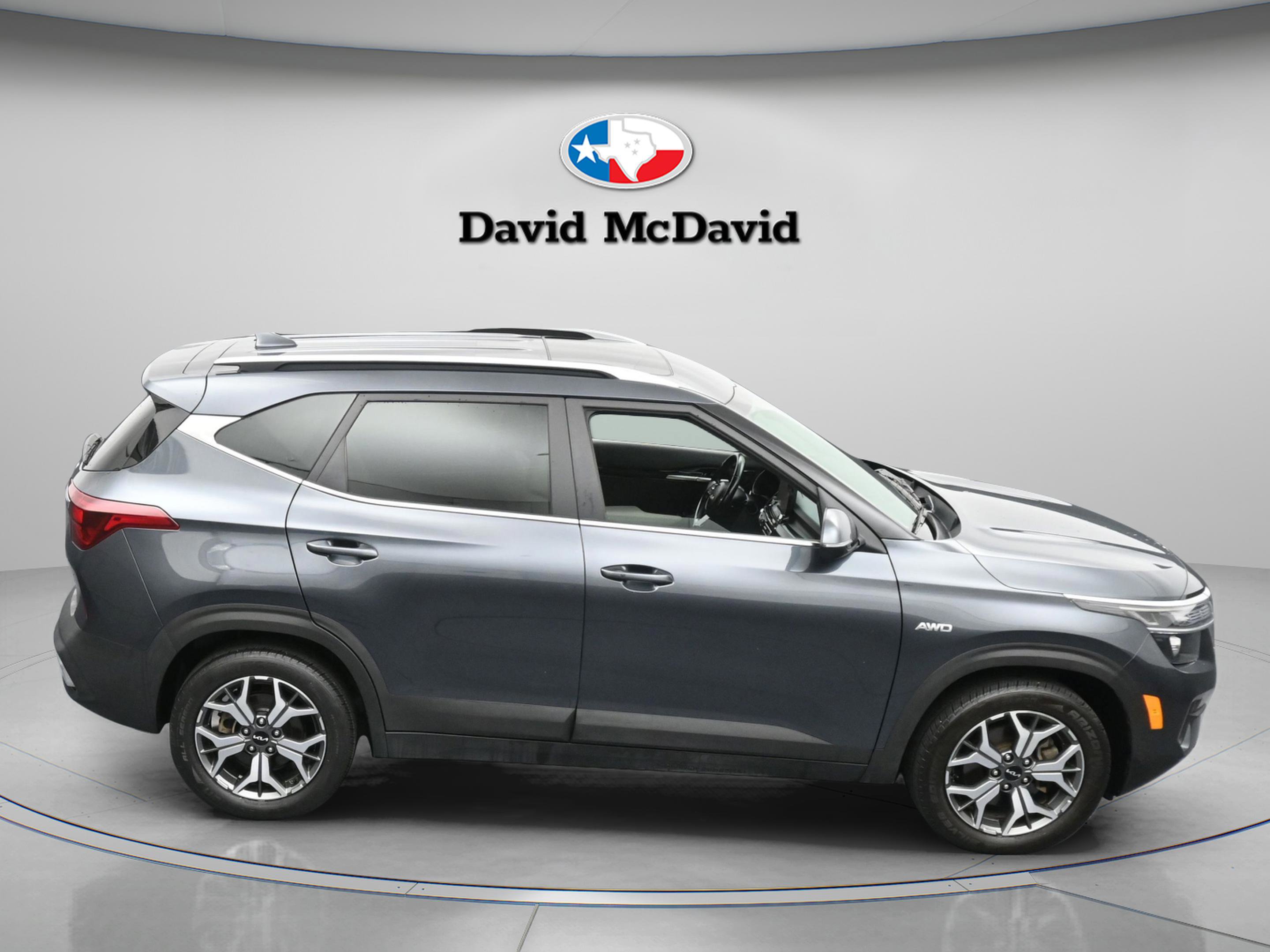 Used 2022 Kia Seltos EX image 20