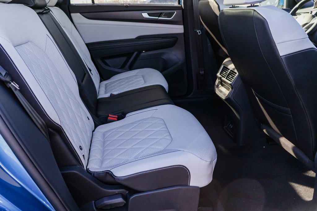 New 2025 Volkswagen Atlas Cross Sport SEL Premium R-Line image 38