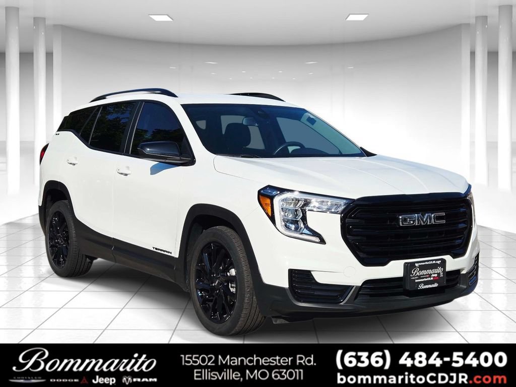 Used 2024 GMC Terrain SLE w/ Driver Convenience Package