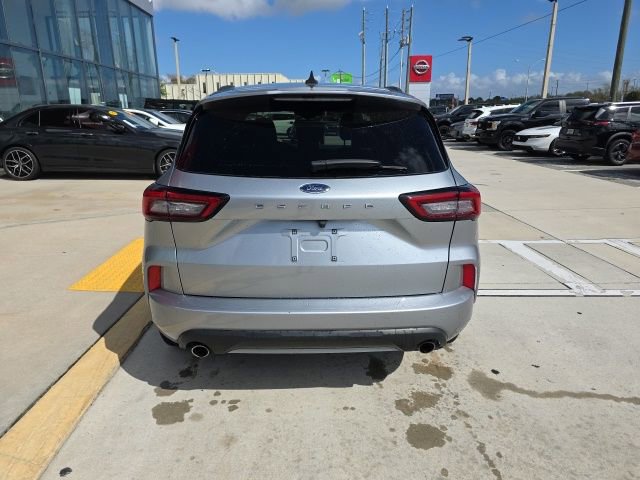 Used 2024 Ford Escape ST-Line image 5