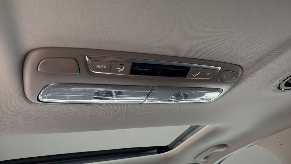 Used 2024 Kia Telluride S w/ S Sunroof Package image 19