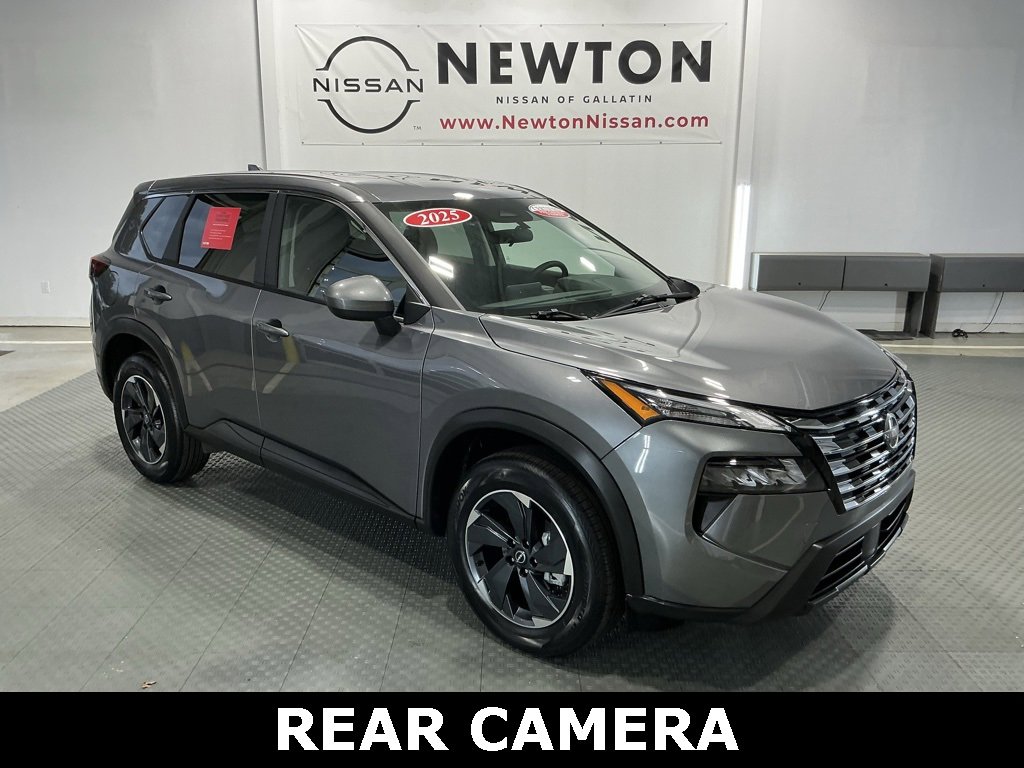 Used 2025 Nissan Rogue SV