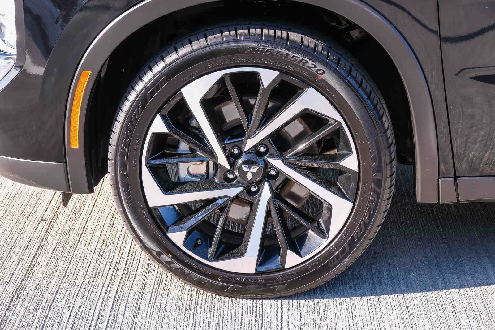 Used 2024 Mitsubishi Outlander SE AWD/4WD image 10