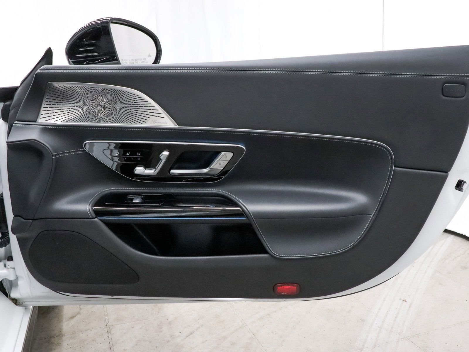 Used 2022 Mercedes-Benz SL 63 AMG 4MATIC image 22