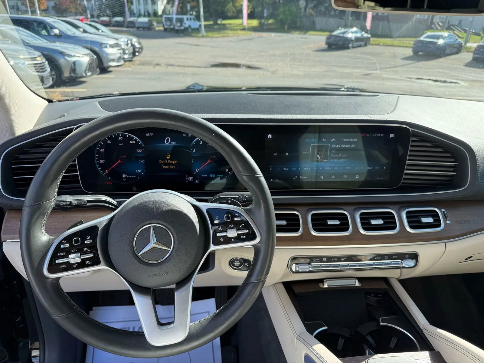 Used 2020 Mercedes-Benz GLS 450 4MATIC image 24