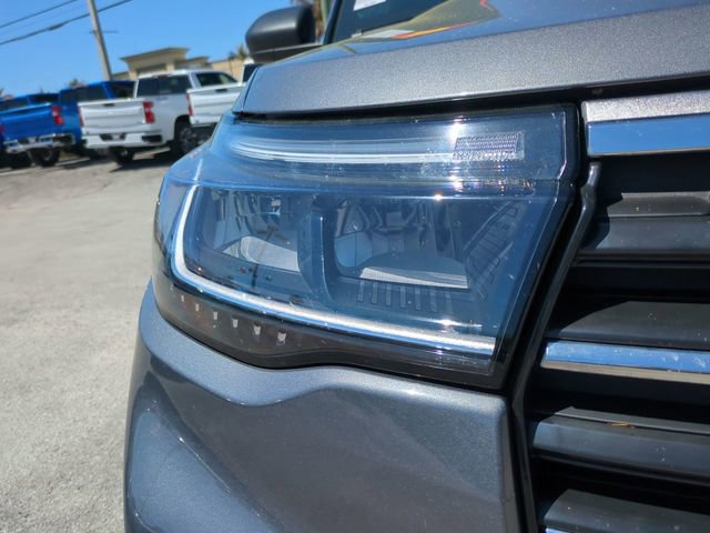Used 2025 Ford Explorer Active image 9