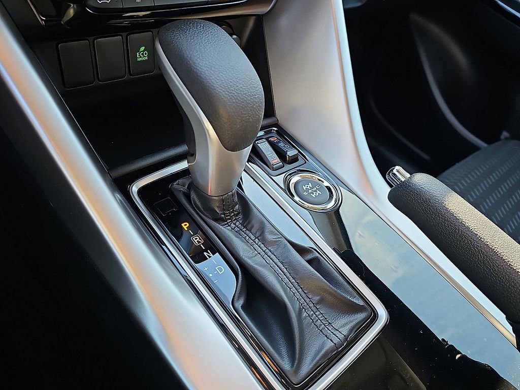 New 2026 Mitsubishi Eclipse Cross LE AWD/4WD image 10