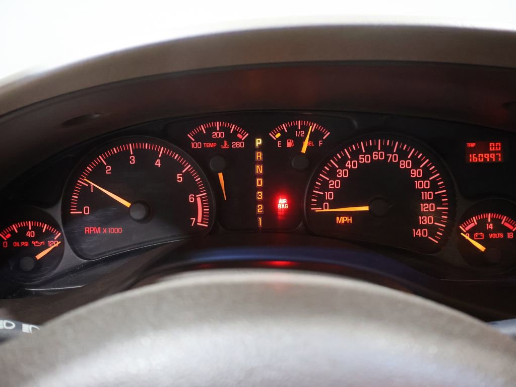 Used 2005 Pontiac Bonneville SE image 32