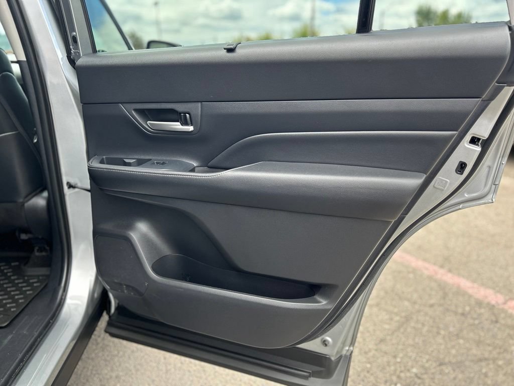 Used 2025 Toyota Grand Highlander AWD Hybrid image 19