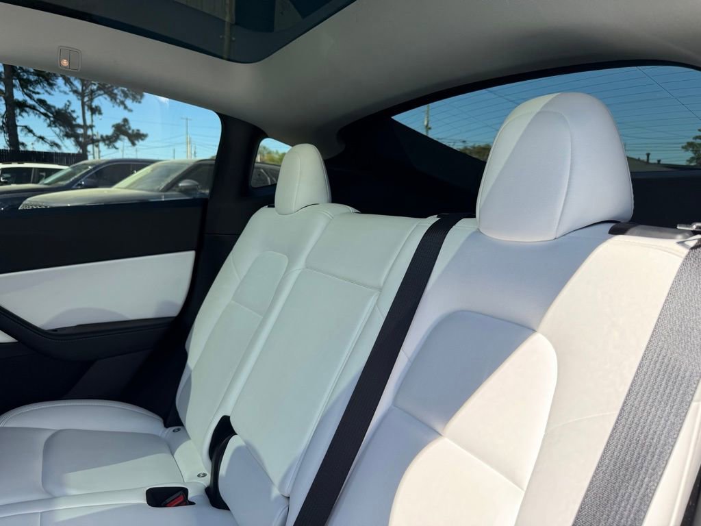 Used 2021 Tesla Model Y Performance image 21