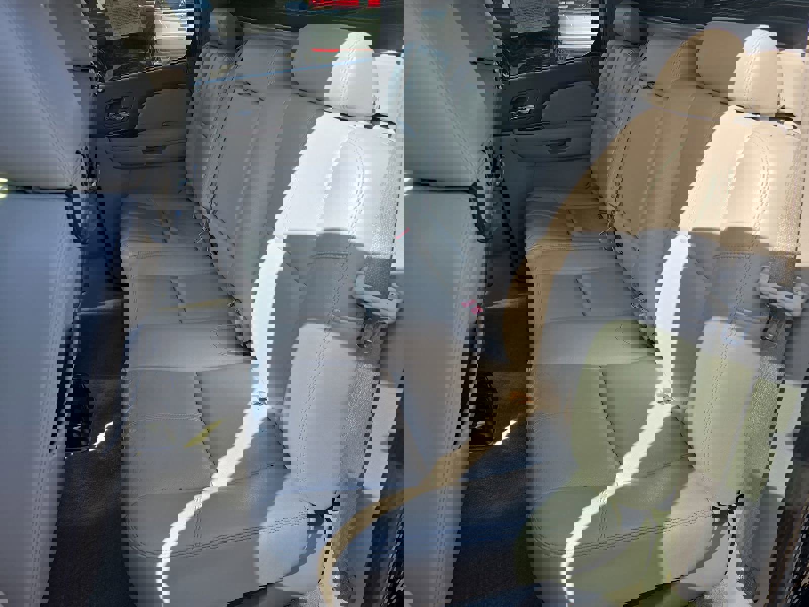 Used 2013 Chevrolet Avalanche LT w/ All-Star Edition image 15