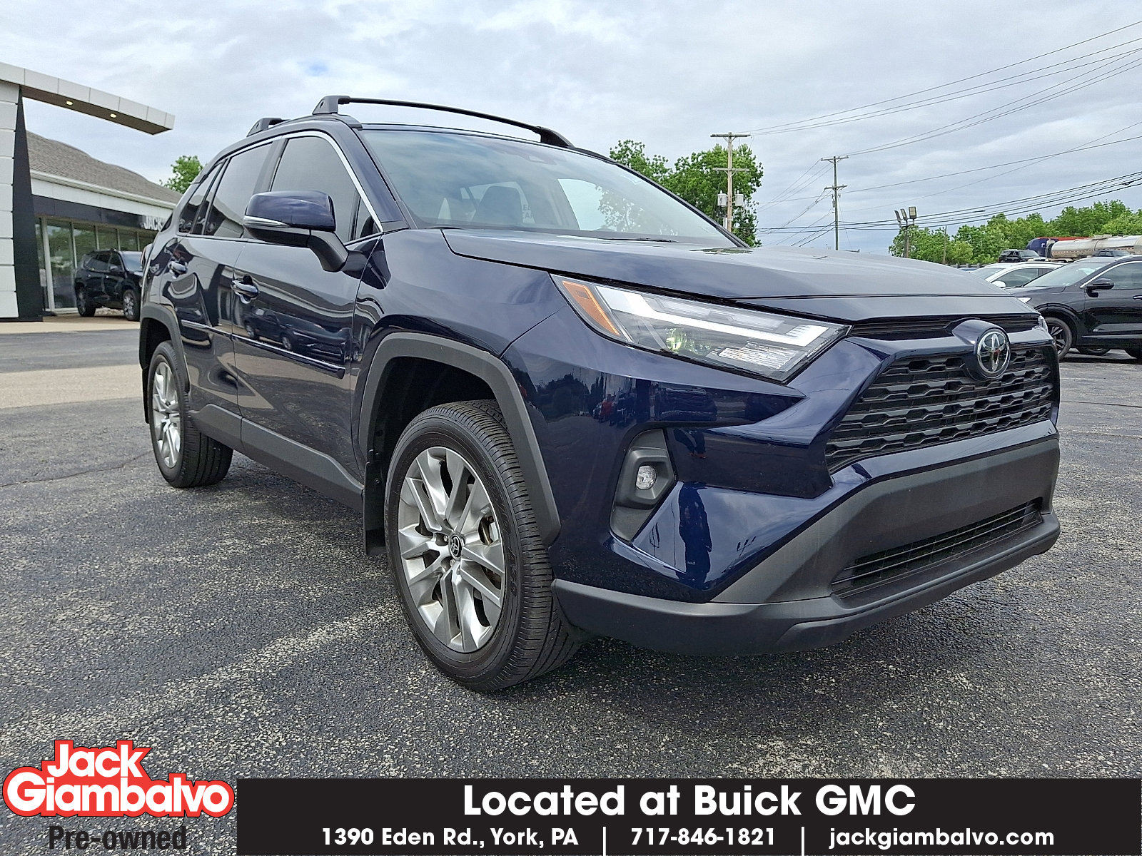 Used 2025 Toyota RAV4 XLE Premium w/ Weather Package AWD/4WD image 1