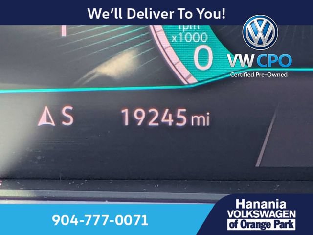 Certified 2024 Volkswagen Tiguan SE R-Line FWD image 33