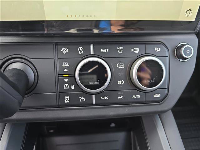 Used 2026 Land Rover Defender 110 S AWD/4WD image 22